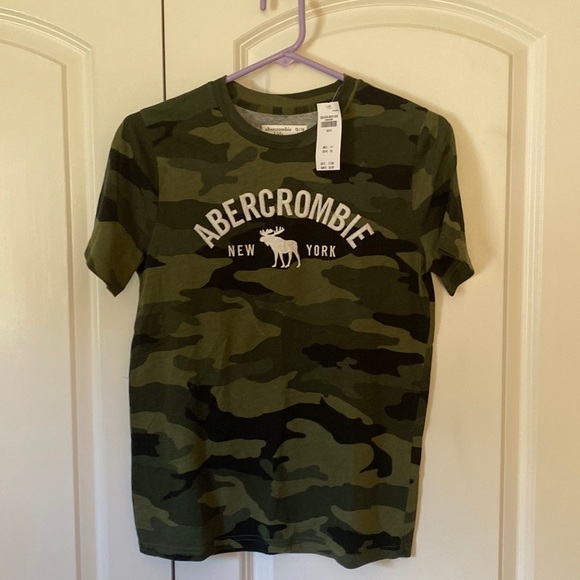abercrombie kids Other - Abercrombie kids boys camp tee shirt 13-14